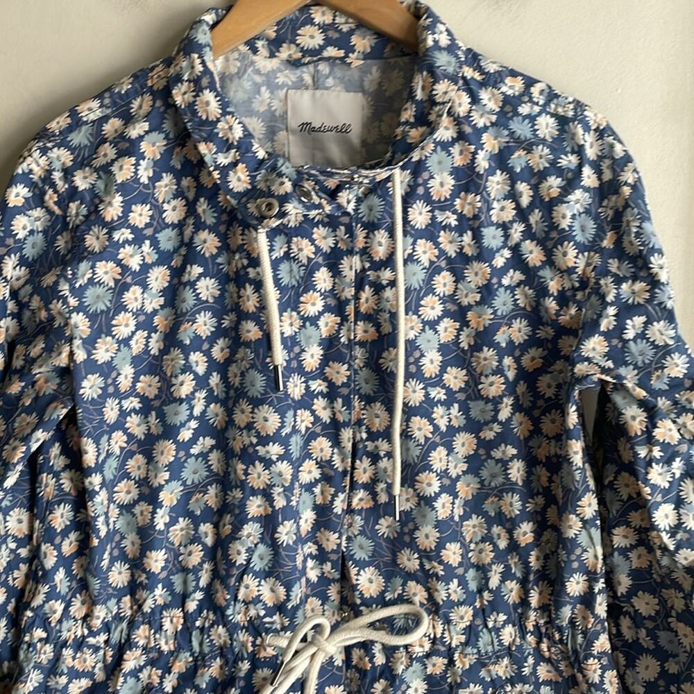Madewell Ruffle-Neck Anorak Raincoat in French Floral - Picture 5 of 16